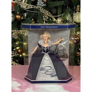 Barbie 2000 Millennium Princess Blue Dress #24154 Vintage 1999 "New In Box